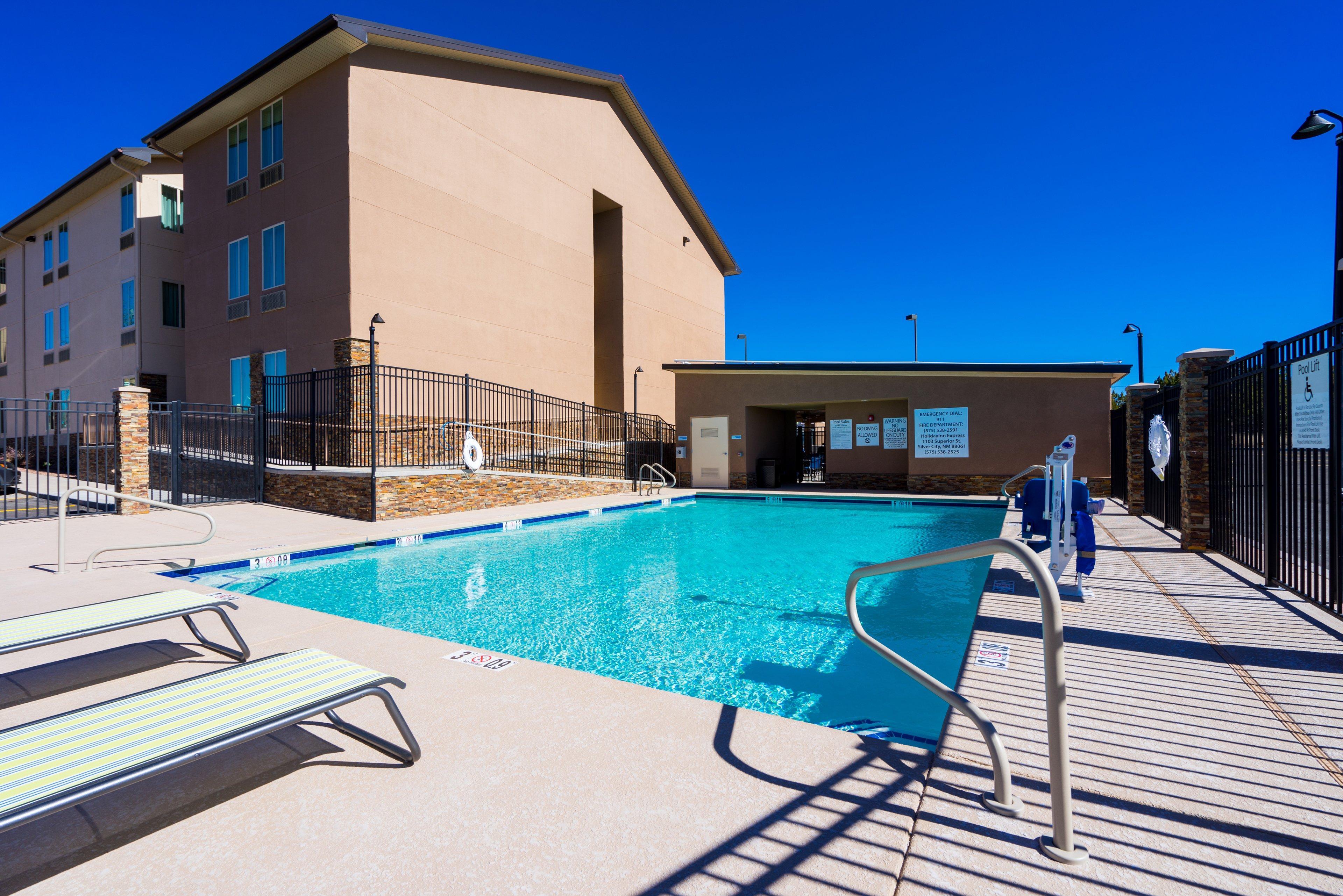 Holiday Inn Express Silver City By Ihg Exterior photo